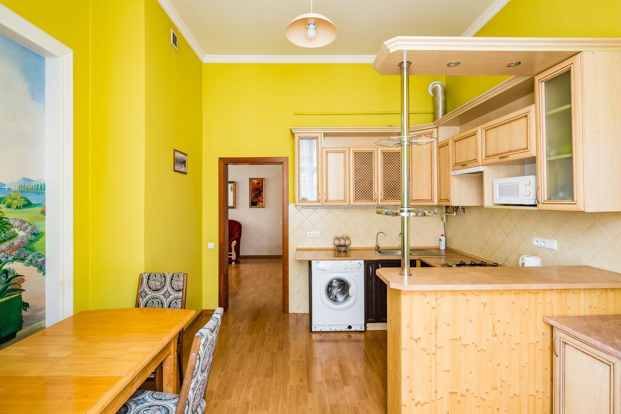 2 Virmens'Ka Apartment Liov Exterior foto