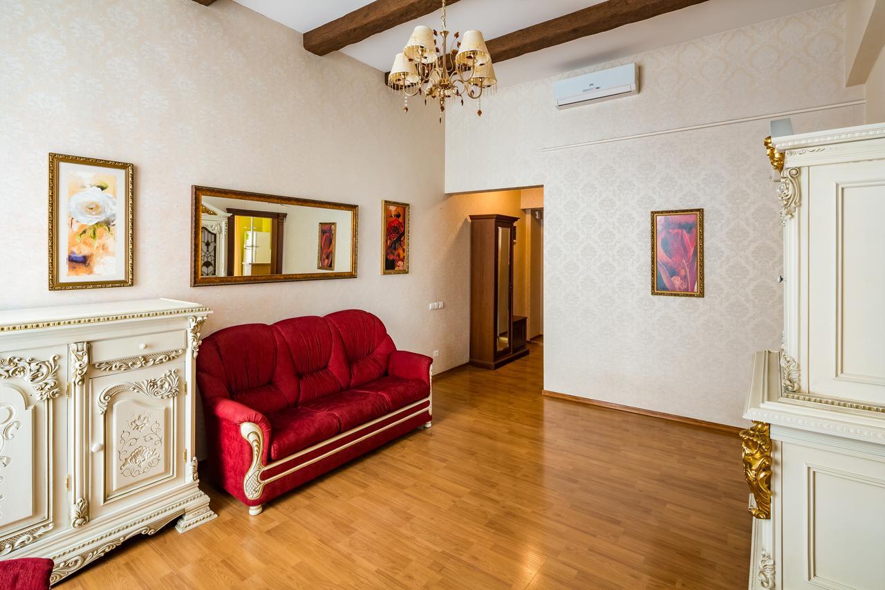 2 Virmens'Ka Apartment Liov Exterior foto